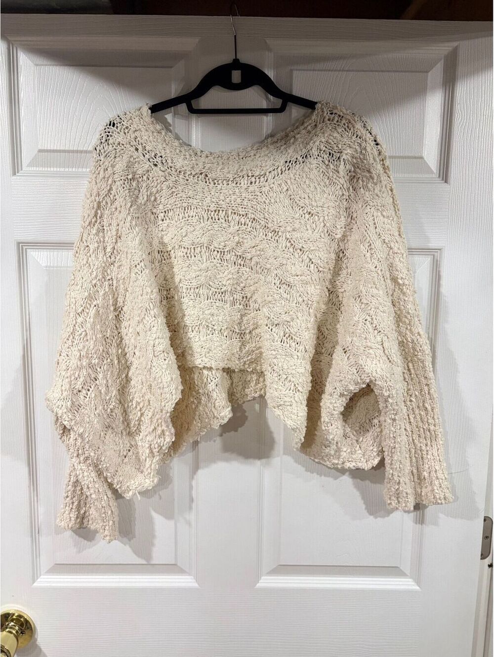 #298 POL Cream cozy sweater small
